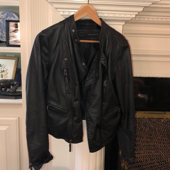 Zara Jackets & Blazers - Zara Basic Leather Moto Jacket size L